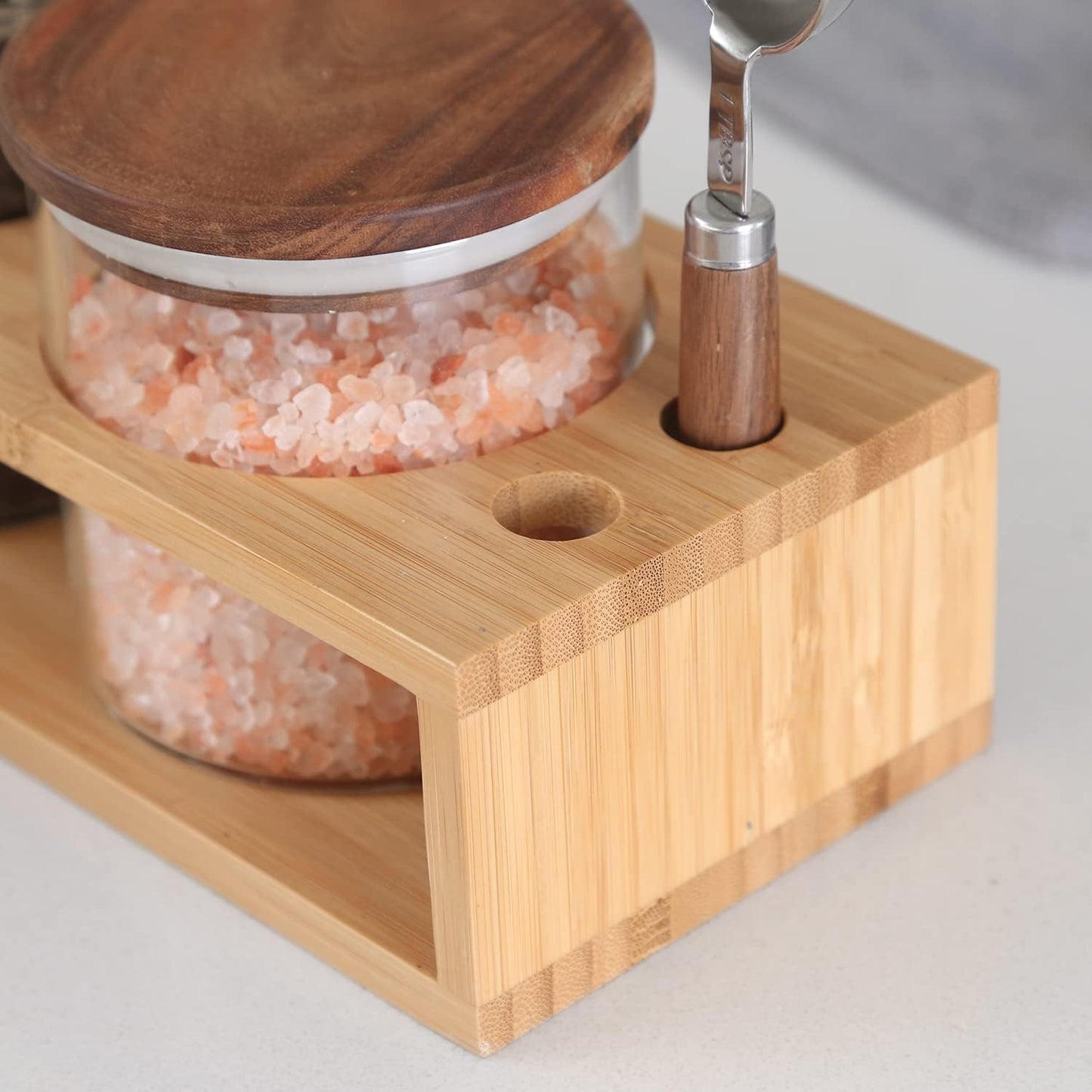 KKC HOME ACCENTS Airtight Borosilicate Glass Food Storage Jars with Wood Lids and Scoop for Coffee,Tea,Sugar,Salt,Wooden Top Glass Sealed Jars,18 Fluid Ounces