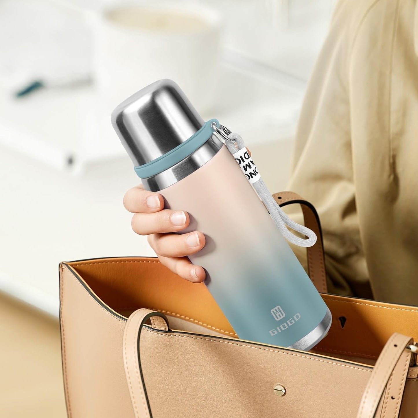 Stainless Steel thermo Bottles with cup 700ml/23.7oz Vacuum Insulated Bottle for hot and cold coffee drink water thermo flask with cup.(Gradient Blue,700ml)