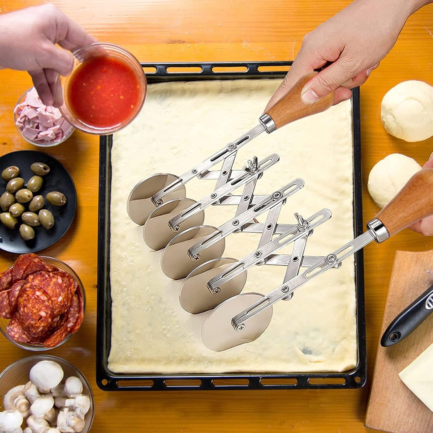 Juome 5 Wheel Pastry Cutter with Wooden Handle, Multi-Round Wheel Pasta Dough Cutter Roller Pizza Slicer Accordion Pastry Knife Divider Tool