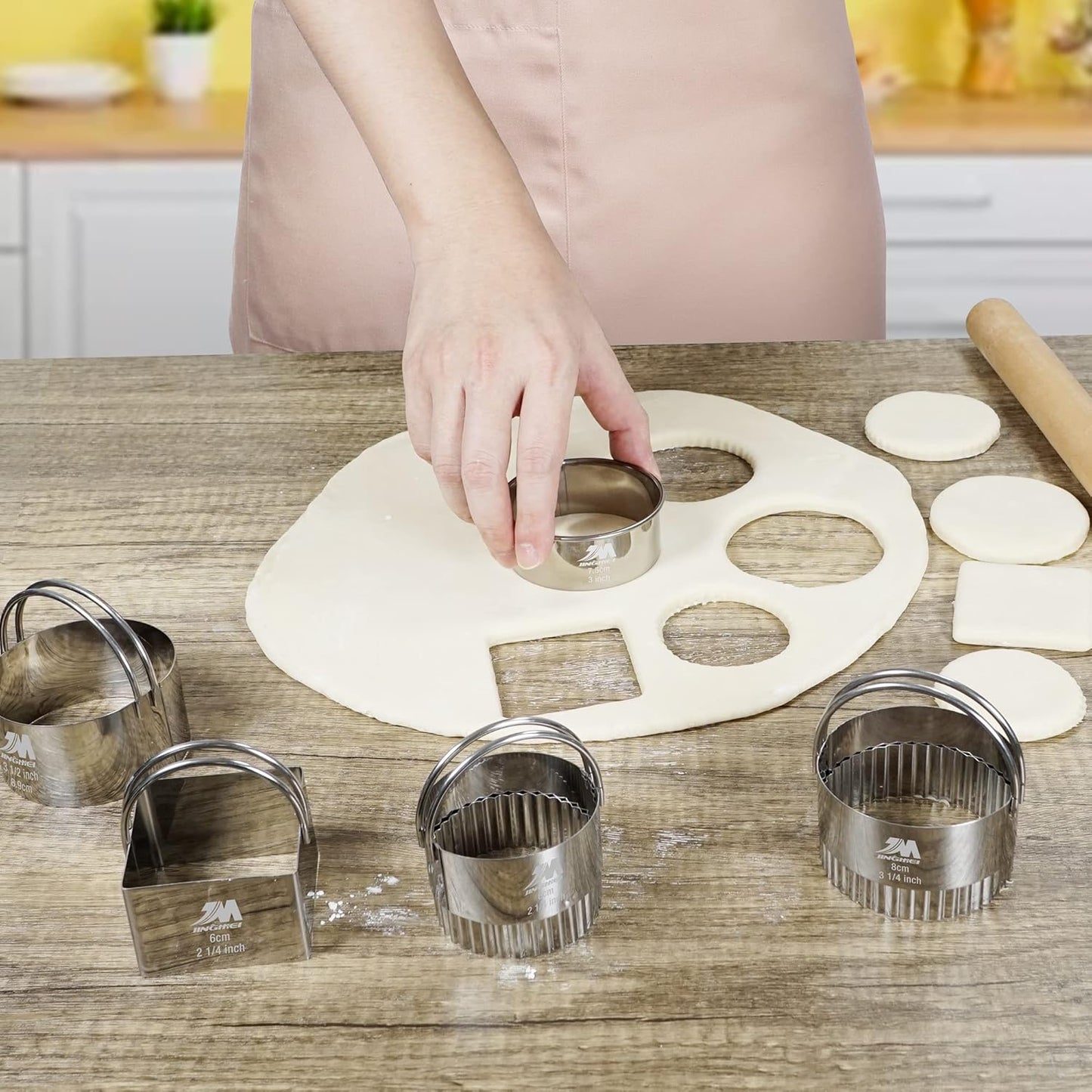 Round Cookie Biscuit Cutter Set 12 Pieces Graduated Circle Pastry Cutters 18/8 Stainless Steel Cookie Cutters1inch - 4 1/2inch Donut Cutter Ring Molds GIFT Package