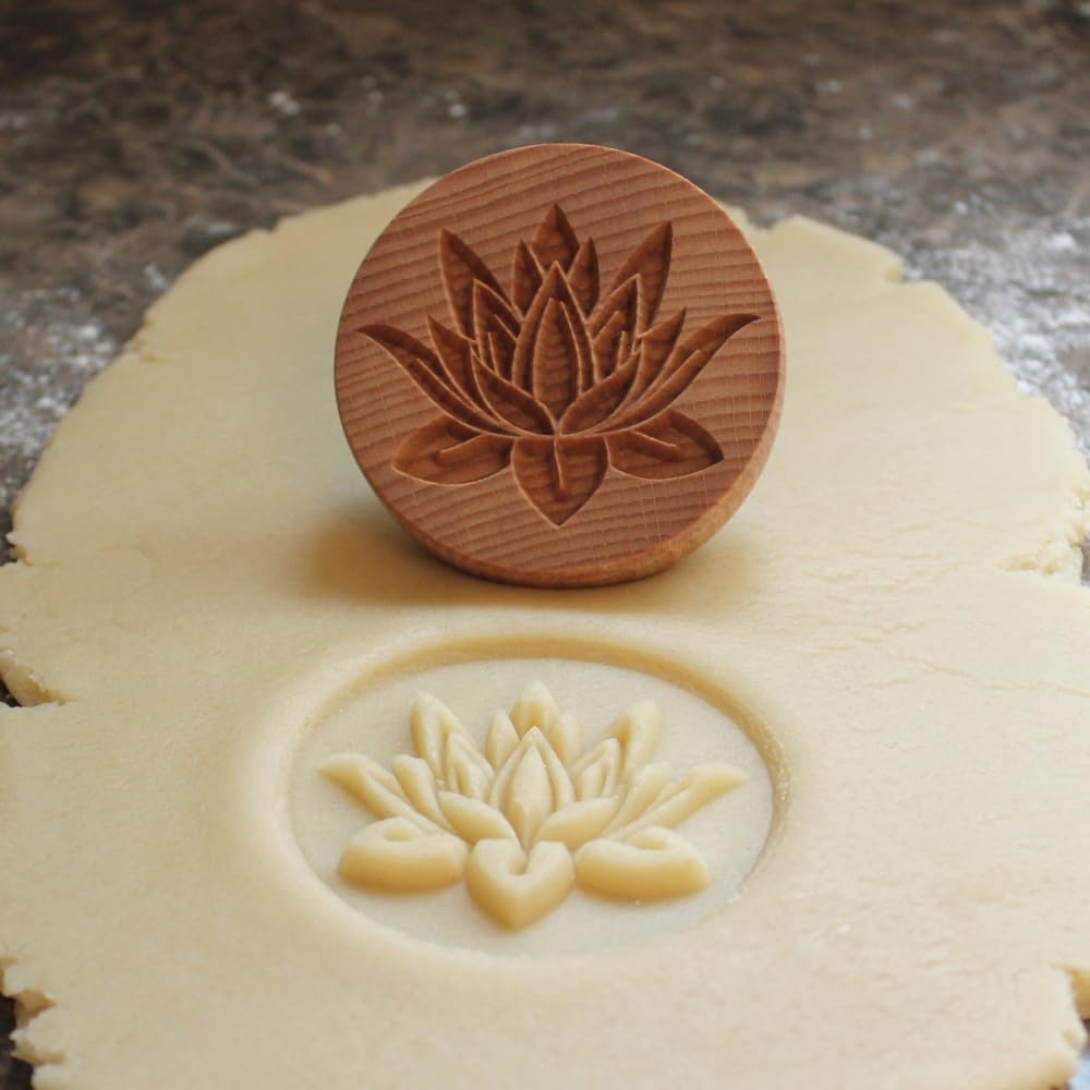 Wood Cookie Stamp, 2.5 Inch (Water Lily CS-075)