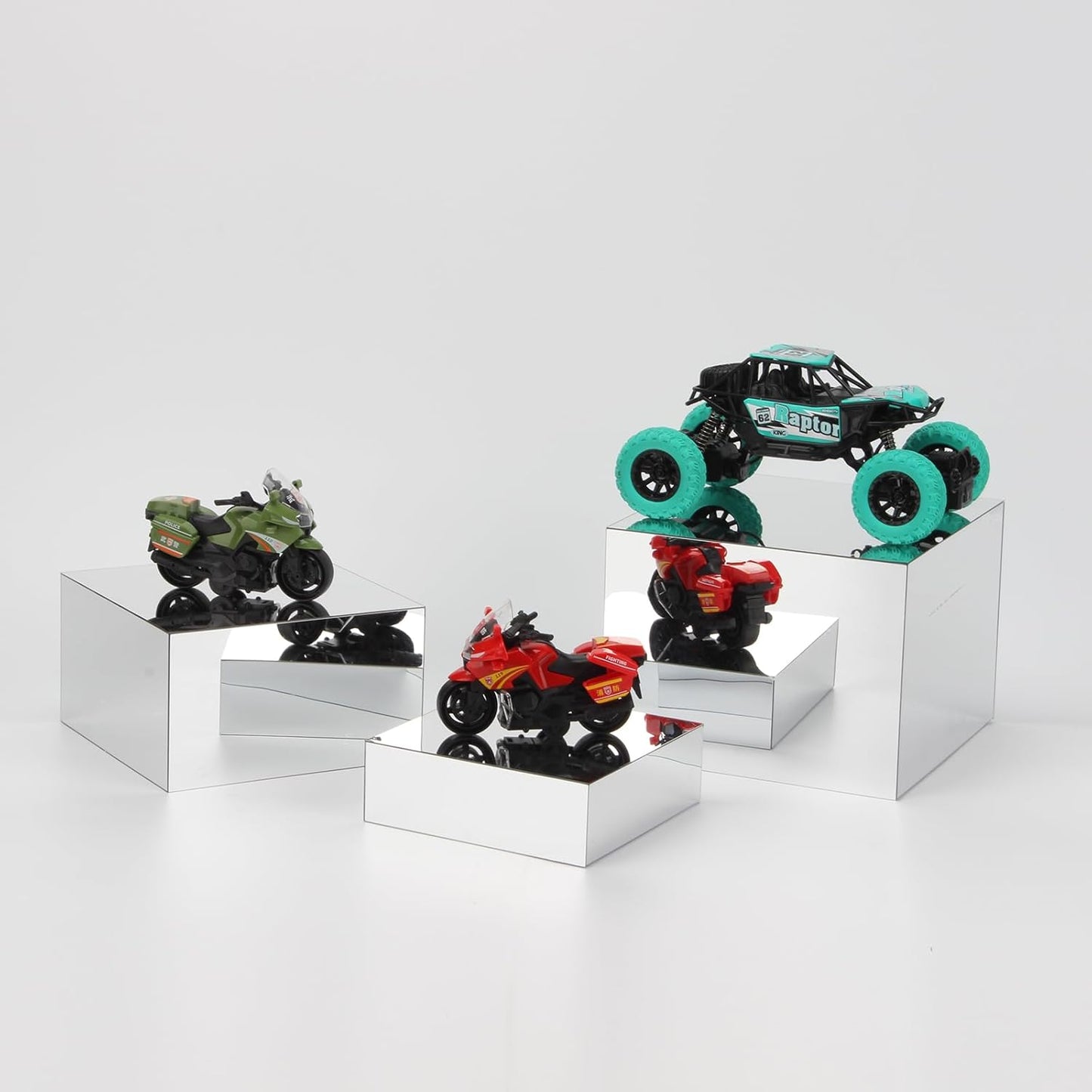 Acrylic Silver Mirror Display Riser, 3 Pcs Glossy Silver Risers for Display Food Display Lifter Nesting Display Risers Hollow Bottom, Acrylic Box Rack Perfume Cosmetics Collection Stand