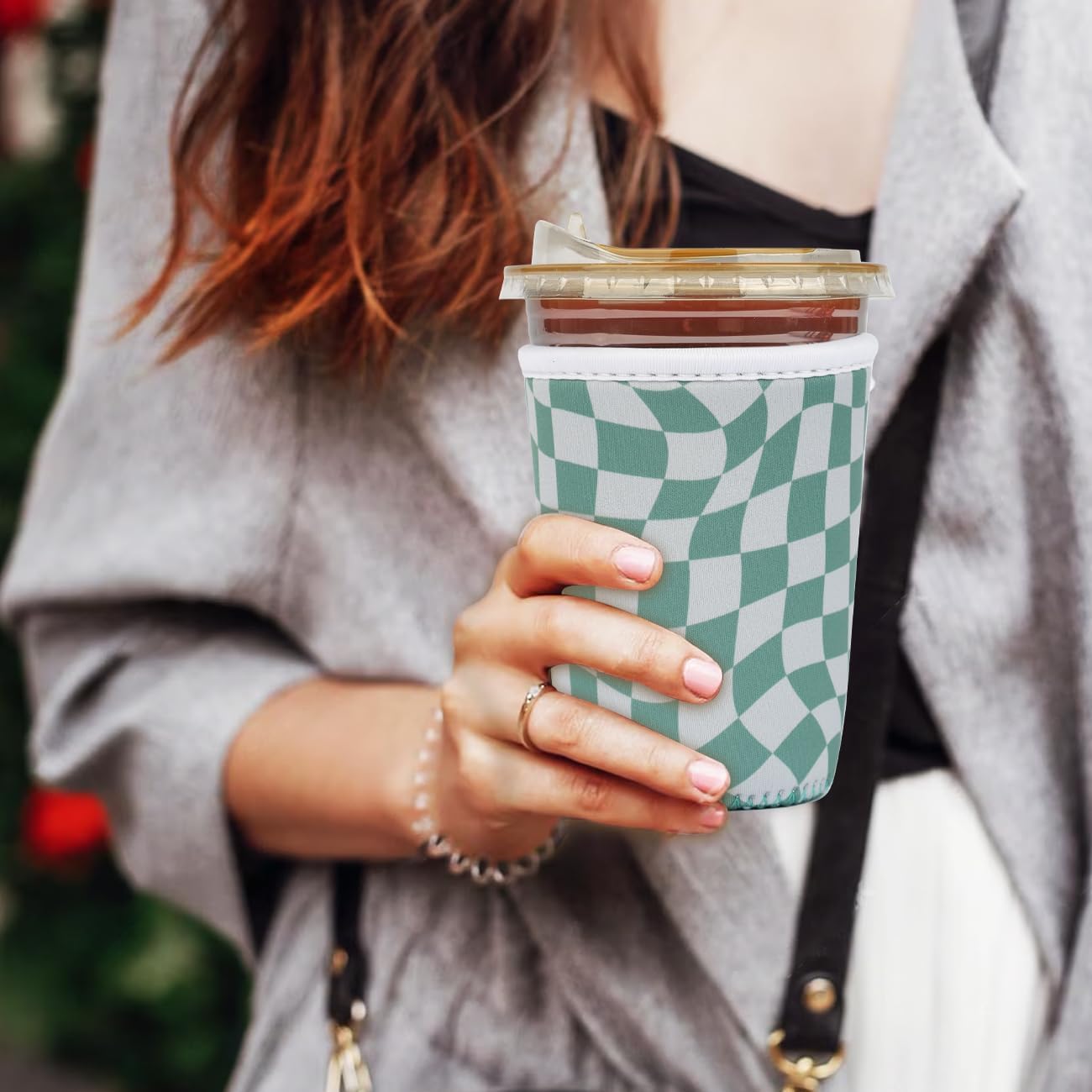 Reusable Insulated Neoprene Iced Coffee Cup Sleeve, Durable Drink Sleeve for Cold Beverages, Beverage Holder for Iced Coffee, Wavy Grid