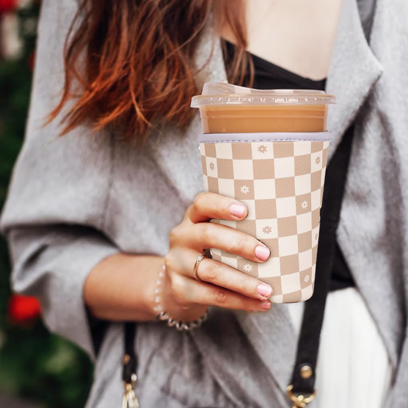 Reusable Insulated Neoprene Iced Coffee Cup Sleeve, Durable Drink Sleeve for Cold Beverages, Beverage Holder for Iced Coffee, Floral Checkers