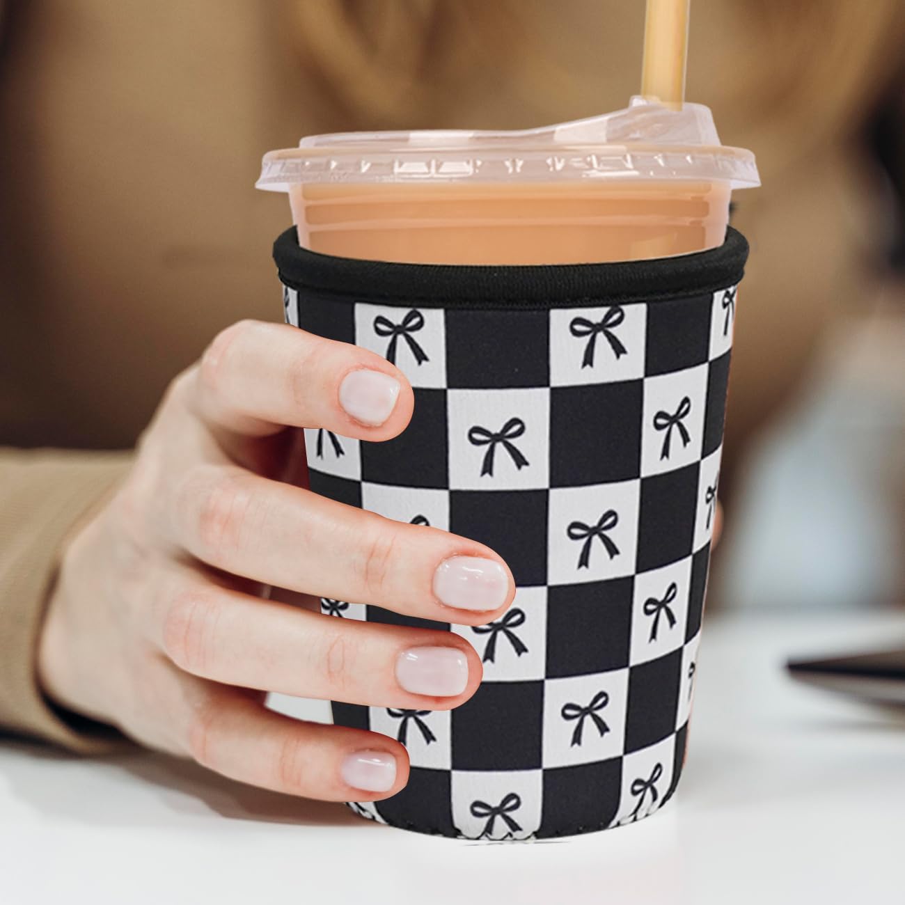 Reusable Insulated Neoprene Iced Coffee Cup Sleeve, Durable Drink Sleeve for Cold Beverages, Beverage Holder for Iced Coffee, Black Checkered Bows