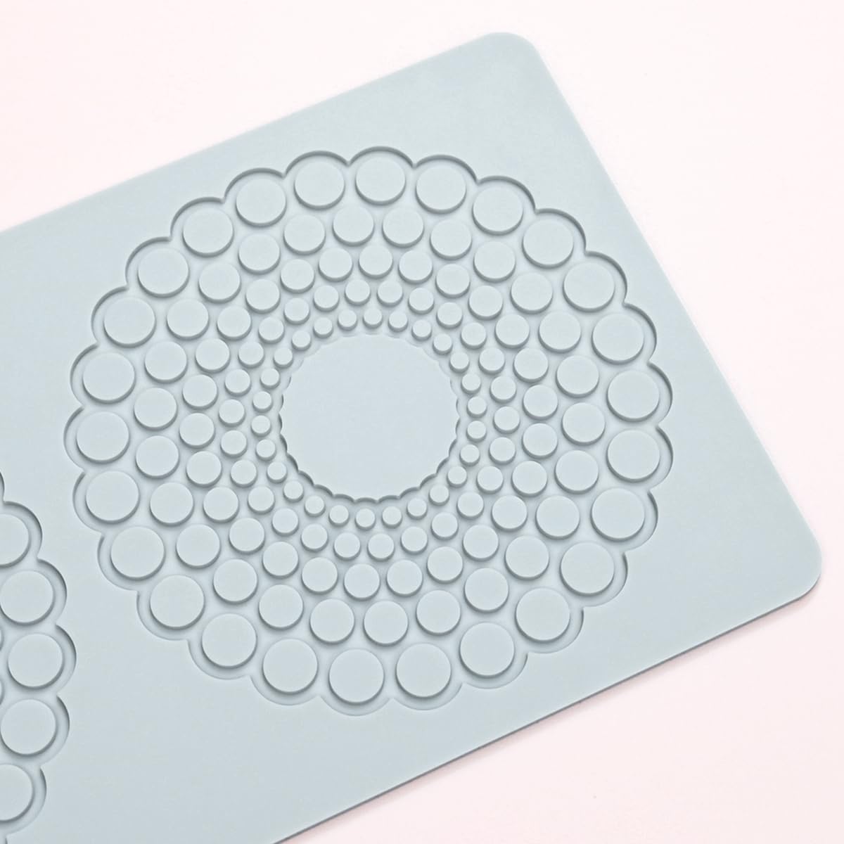 TUKE Hollow Round Circular Design Lace Mat Chocolate Fondant Mold DIY Sugar Craft Silicone Pad Cake Decorating Tools Kitchen Bakeware (D_ Round Circular)