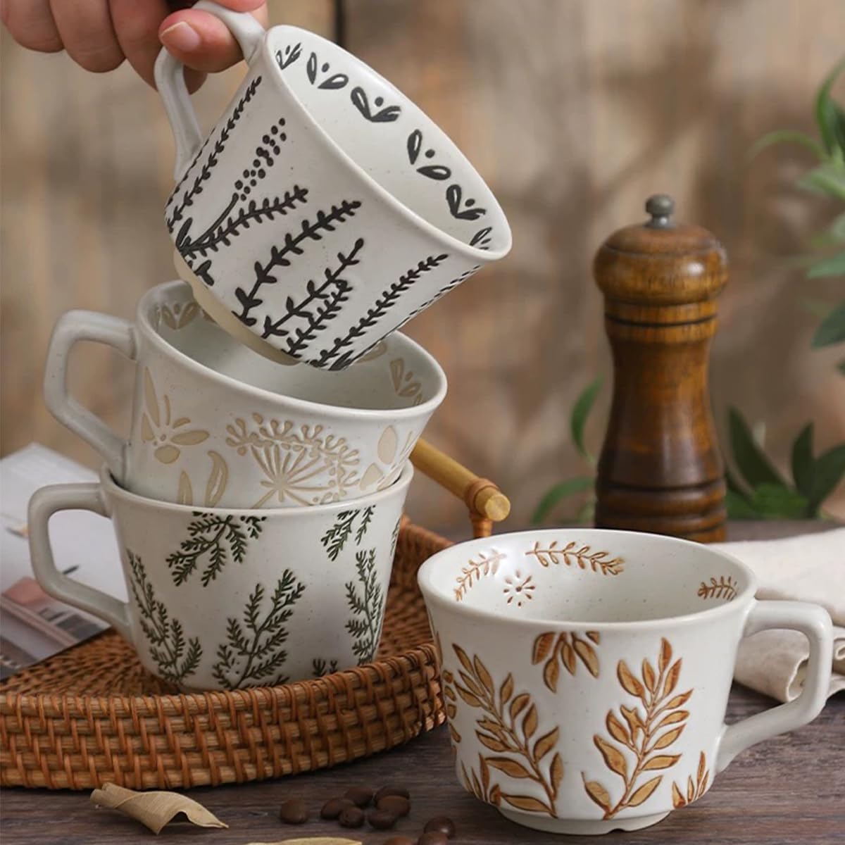 Ceramic Mug Set of 1 With Gold Spoon, 11oz - Vintage Coffee Mug, Pottery Cups for Milk, Latte, Cappuccino, Tea - Porcelain Dishwasher, Microwave Safe Stoneware 1 PCS Brown Leaf Cup