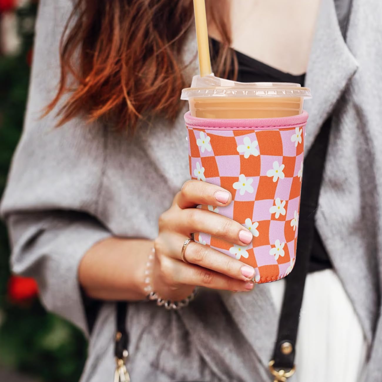 Reusable Insulated Neoprene Iced Coffee Cup Sleeve, Durable Drink Sleeve for Cold Beverages, Beverage Holder for Iced Coffee, Daisy Grid