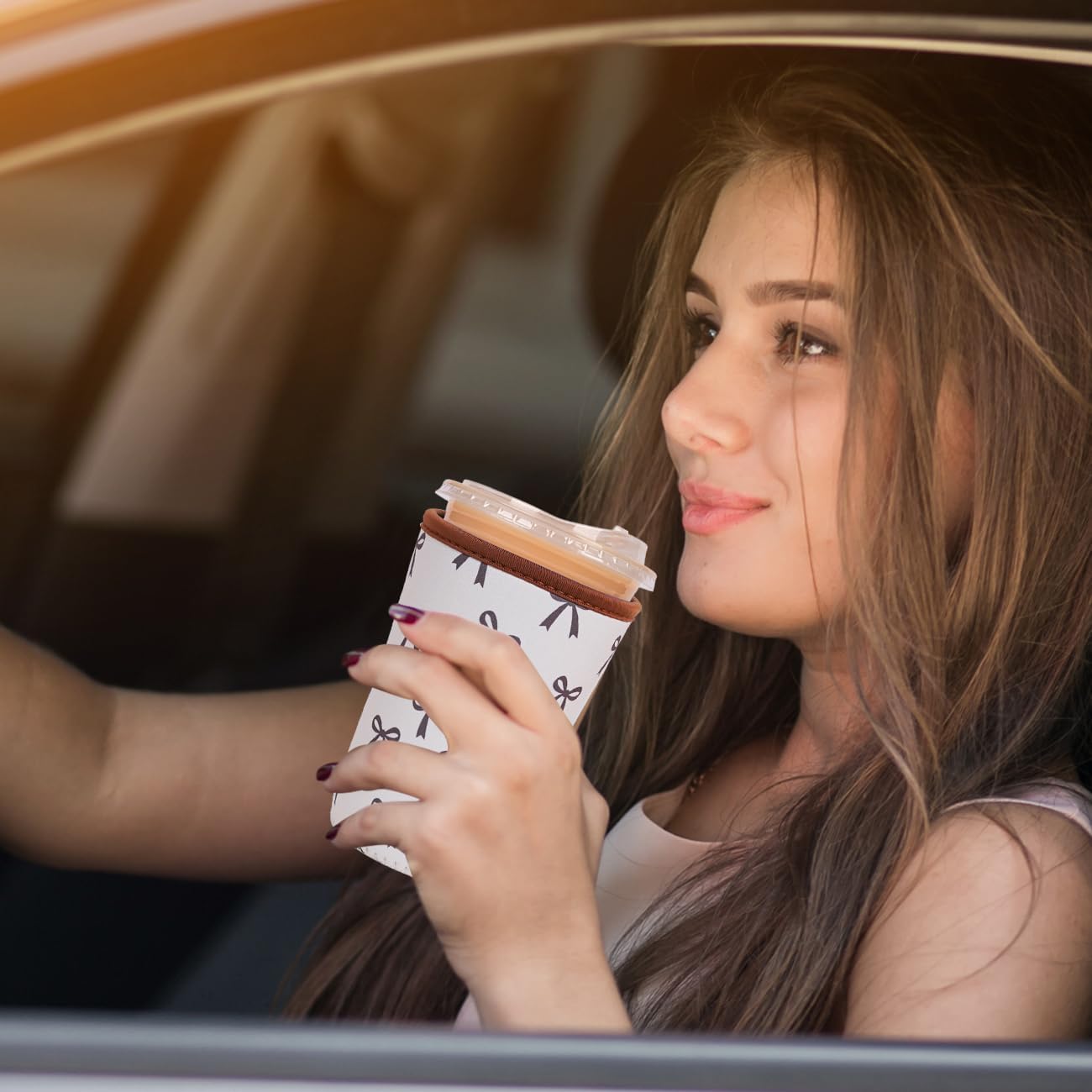 Reusable Insulated Neoprene Iced Coffee Cup Sleeve, Durable Drink Sleeve for Cold Beverages, Beverage Holder for Iced Coffee, Cream Bow