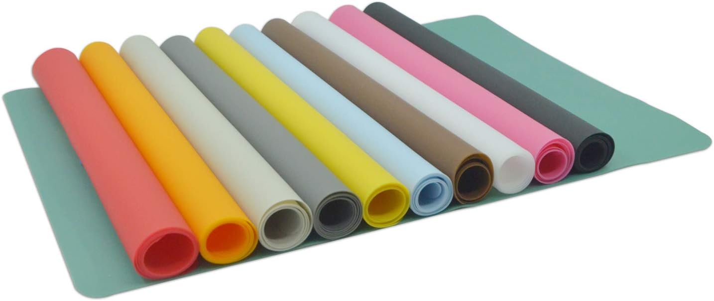 Silicone Placemats, Food-Grade Non-Slip Waterproof, Dining, Stain Resistant, Countertop Protector, Kitchen Counter Mat, Heat Resistant, Baking mat Dishwasher Safe (15.7x11.8Inch-4pack, Black)