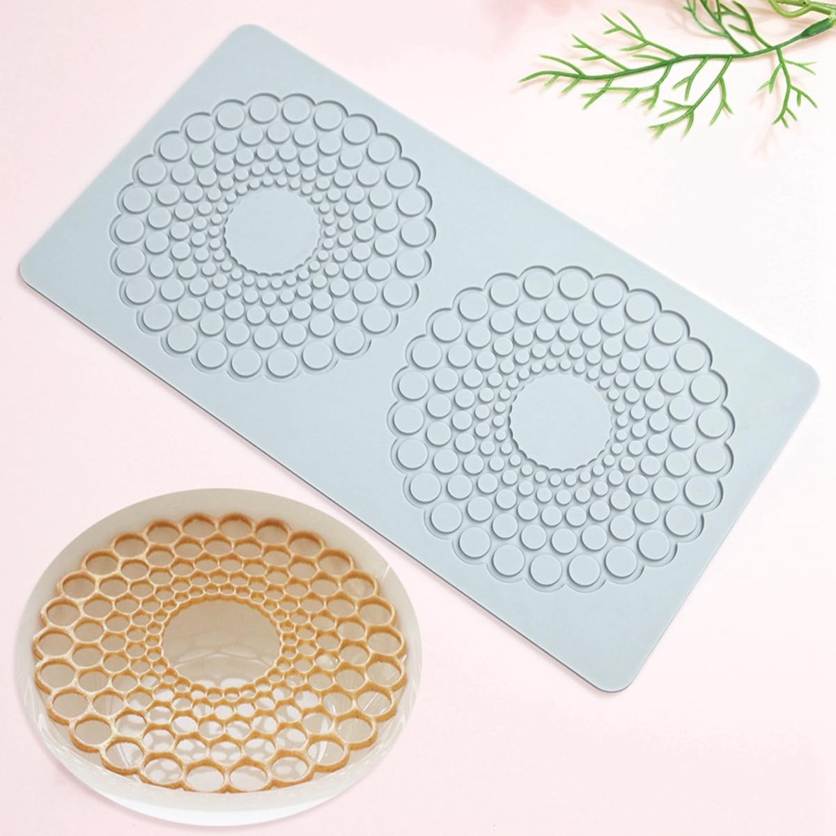 TUKE Hollow Round Circular Design Lace Mat Chocolate Fondant Mold DIY Sugar Craft Silicone Pad Cake Decorating Tools Kitchen Bakeware (D_ Round Circular)