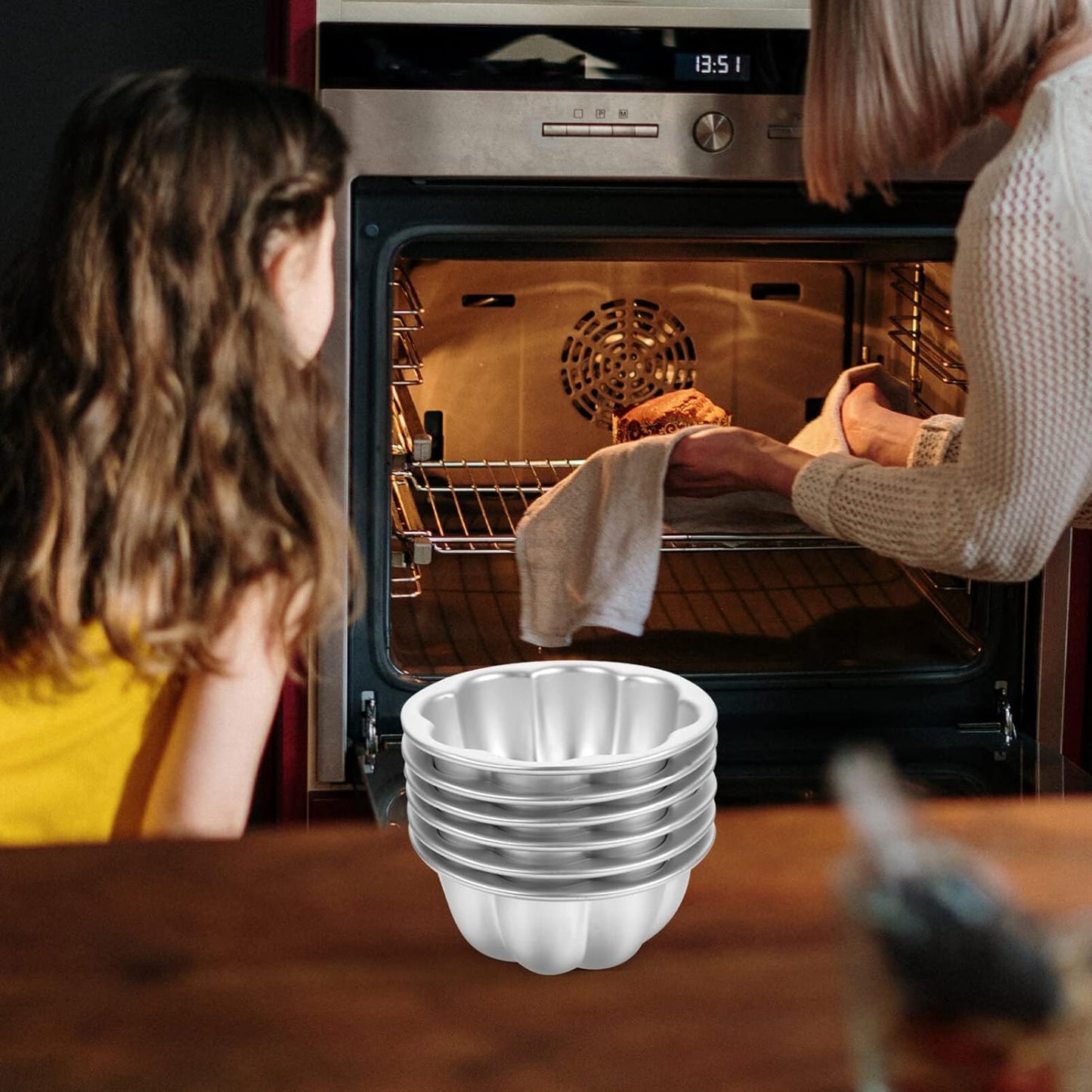 6pcs Egg Tart Molds Muffin Tin Pans Mini Single Cupcake Baking Molds Flower Shaped Aluminum Alloy Pudding Cups for Kitchen Cooking 9.5cm Cake Stencil