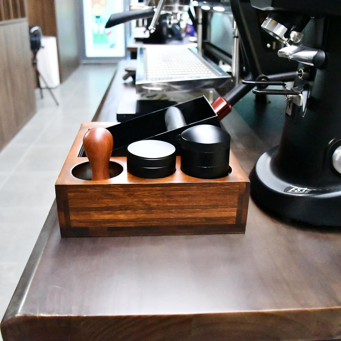 13.4'' Large Espresso Knock Box and Tamping Station, Solid Wood Espresso Accessories Organizer Box for 51MM-58MM Tamper, Distributor, Portafilter, High-Capacity Espresso Coffee Organizer