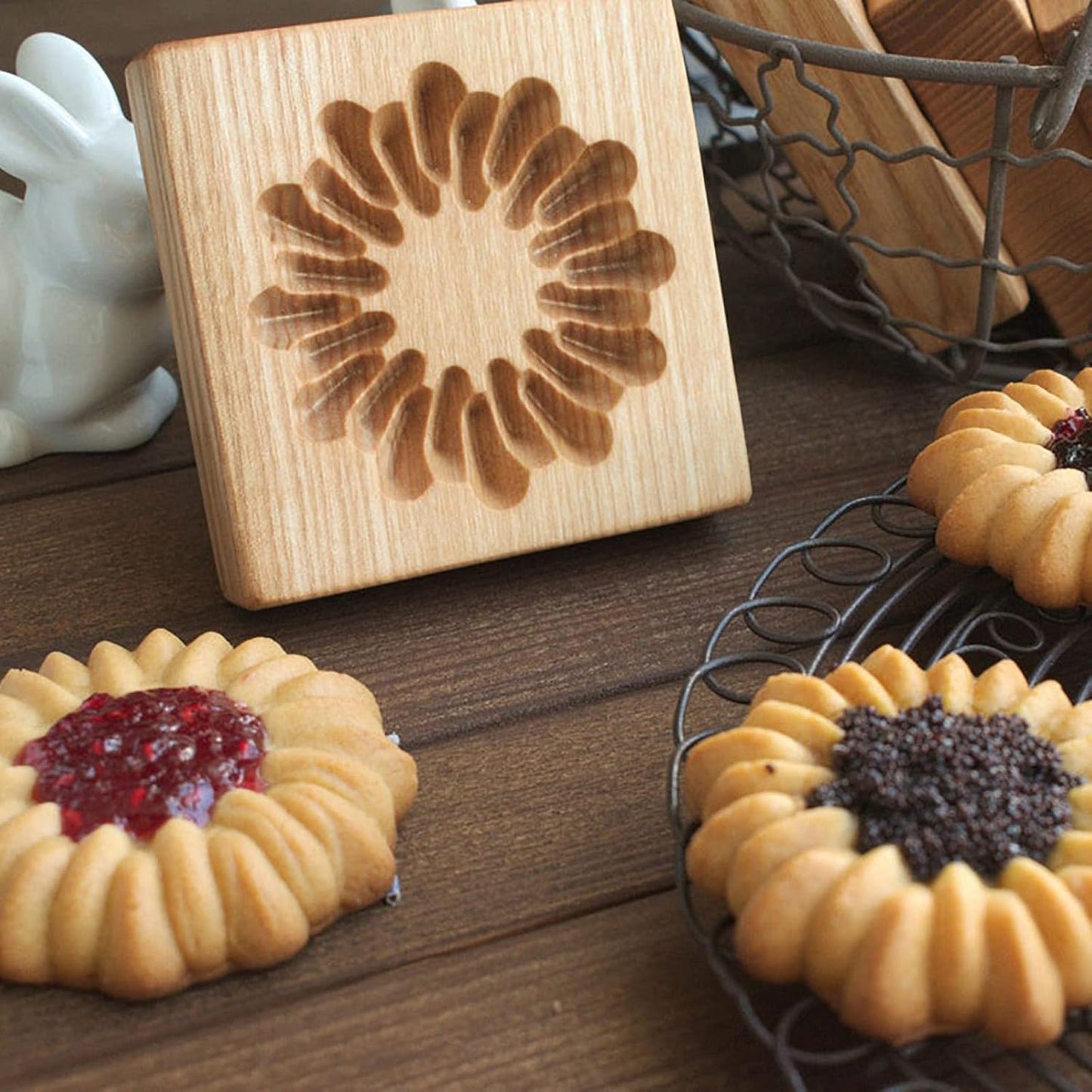 Wooden Cookie Biscuit Mold, 3D Baking Mold, Embossing Craft Decorating Baking Tool, Suitable for Halloween Thanksgiving Christmas Kitchen DIY (Cookies-C-2PCS)