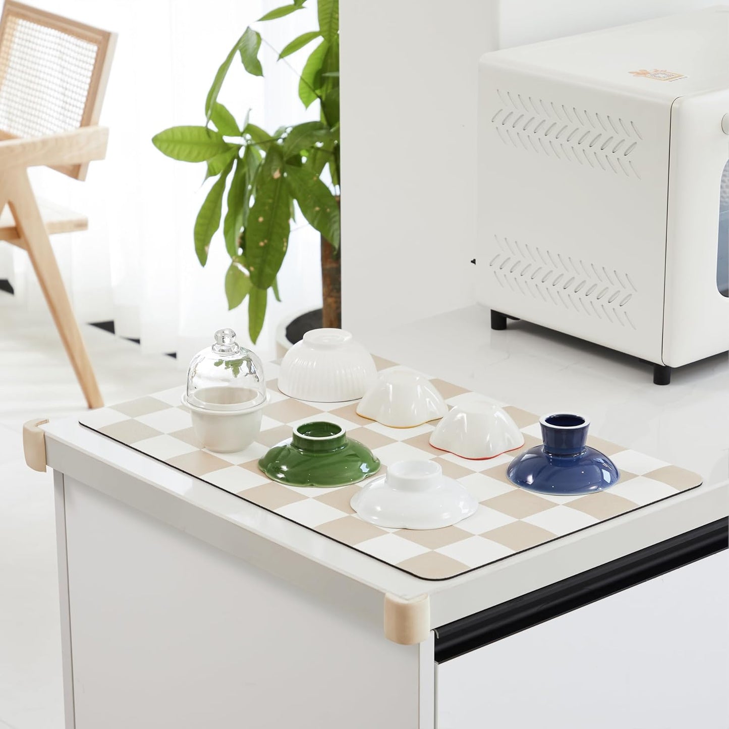 Checkered Dish Drying Mat for Kitchen Counter, Coffee Bar Station Accessories, Retro Cute Aesthetic Modern Absorbent Drainer Mat Kitchen Drying Mat Easy Clean, Beige 16" x 24"