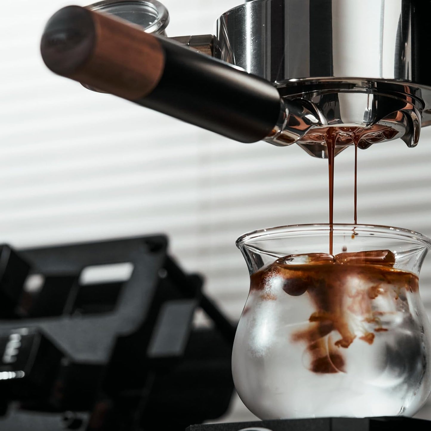 IKAPE 54MM Bottomless Naked Portafilter for Breville BES870/880 & Solis – Includes 18g Basket (Bambino Plus Not Supported)