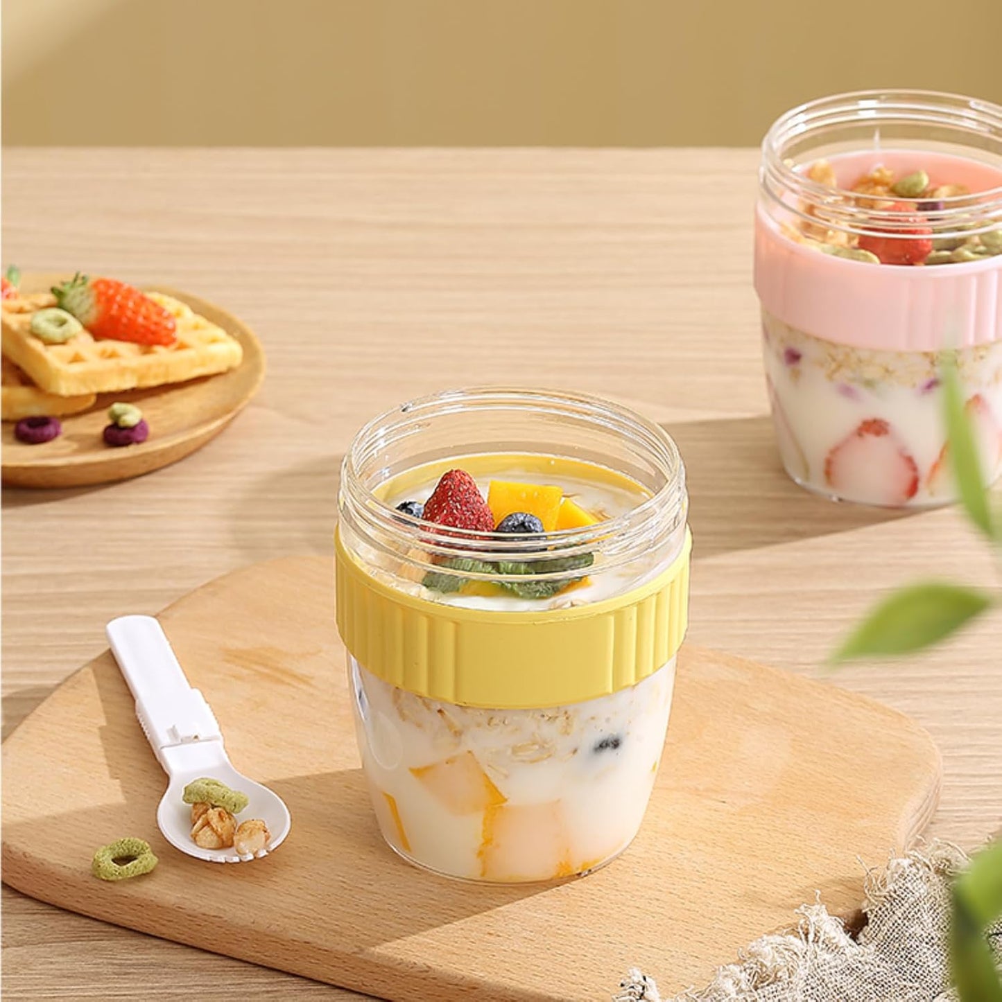 Breakfast On The Go Cups, Overnight Oats Containers With Lid And Folding Spoon, Take And Go Yogurt Cereal Snack Parfait Salad Containers For Lunch, Fruit & Vegetable Jar, 20 oz(Pink)