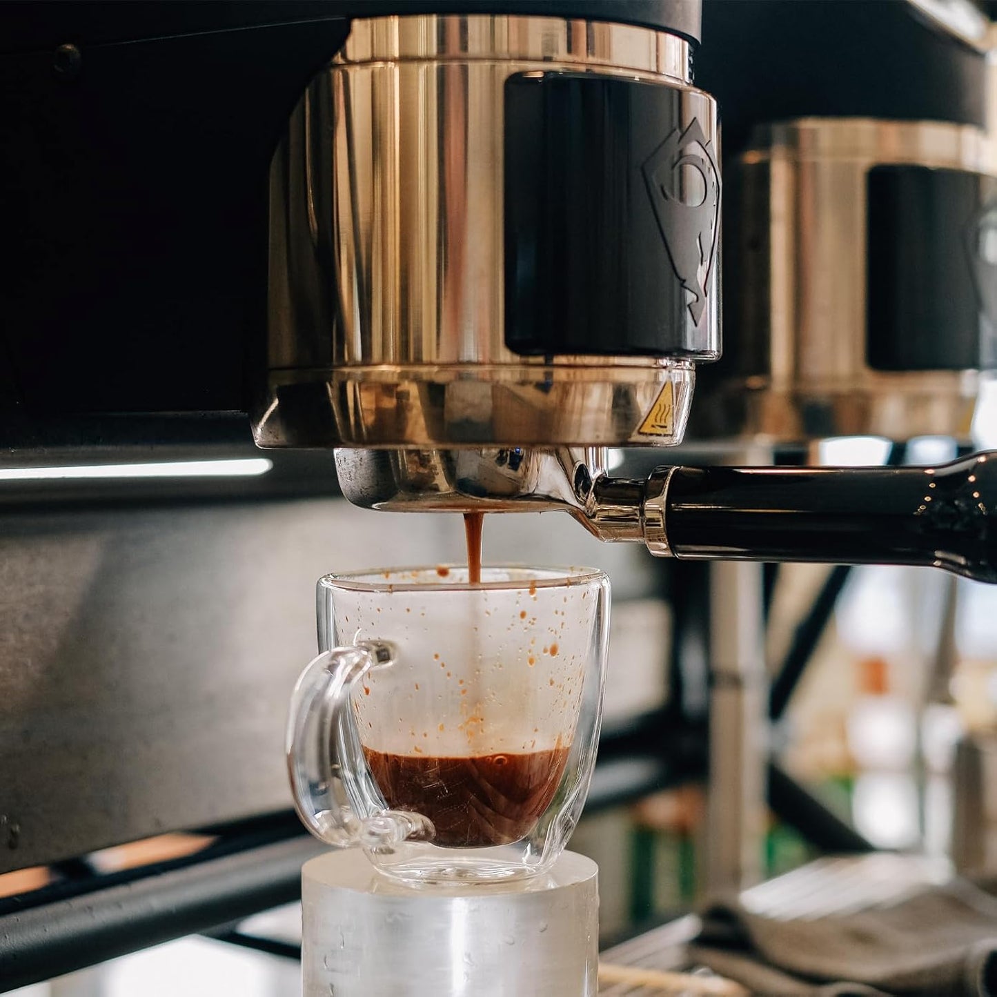 Espresso Cups Set of 4, 6oz /170ml Double Walled Glass Coffee Mugs With Handle, Hand Blown Insulated Espresso Shot Glass Cups,Perfect For Cappuccinos,Latte,Tea, Coffee Lovers Gifts