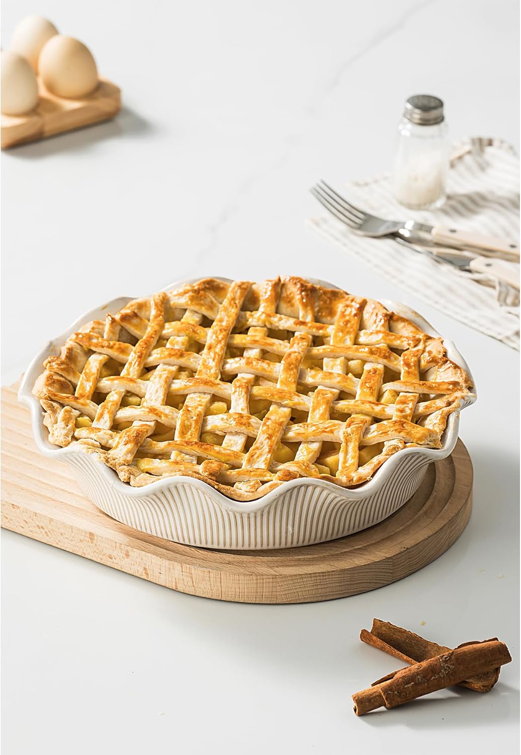 Ceramic Deep Pie Pan for Baking, 11 inch Porcelain Pie Dish for Apple Pie, Oven & Dishwasher Safe, Farmhouse Decor, 48 Ounce Deep Plate for Kitchen, Non-Stick Pie Pans,Off-White