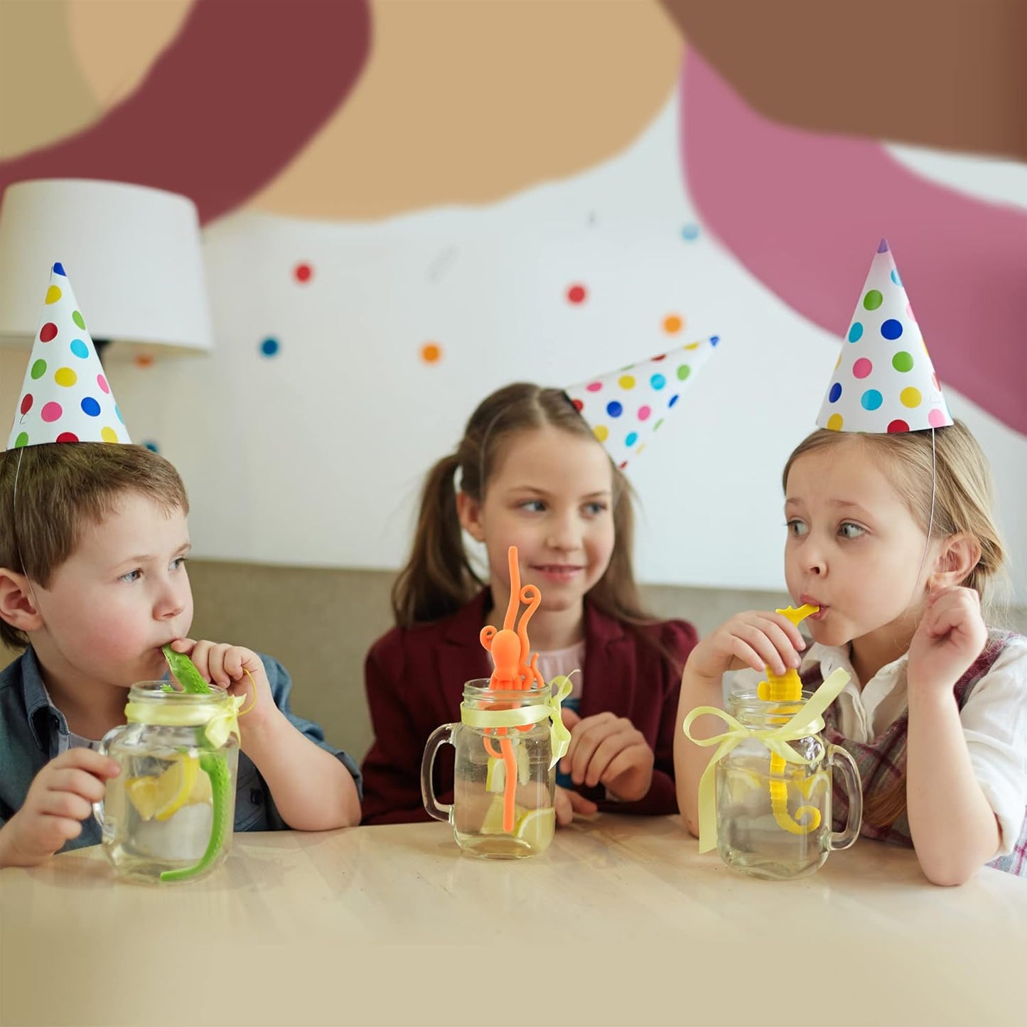 Hoobbe Silicone Reusable Animal Straw for kids, Fun and cute for Pool Side Party, Birthday Party, Under the Sea Party, BPA Free, Dust-Proof and Dishwasher Safe (Crocodile), 1 straw per pack