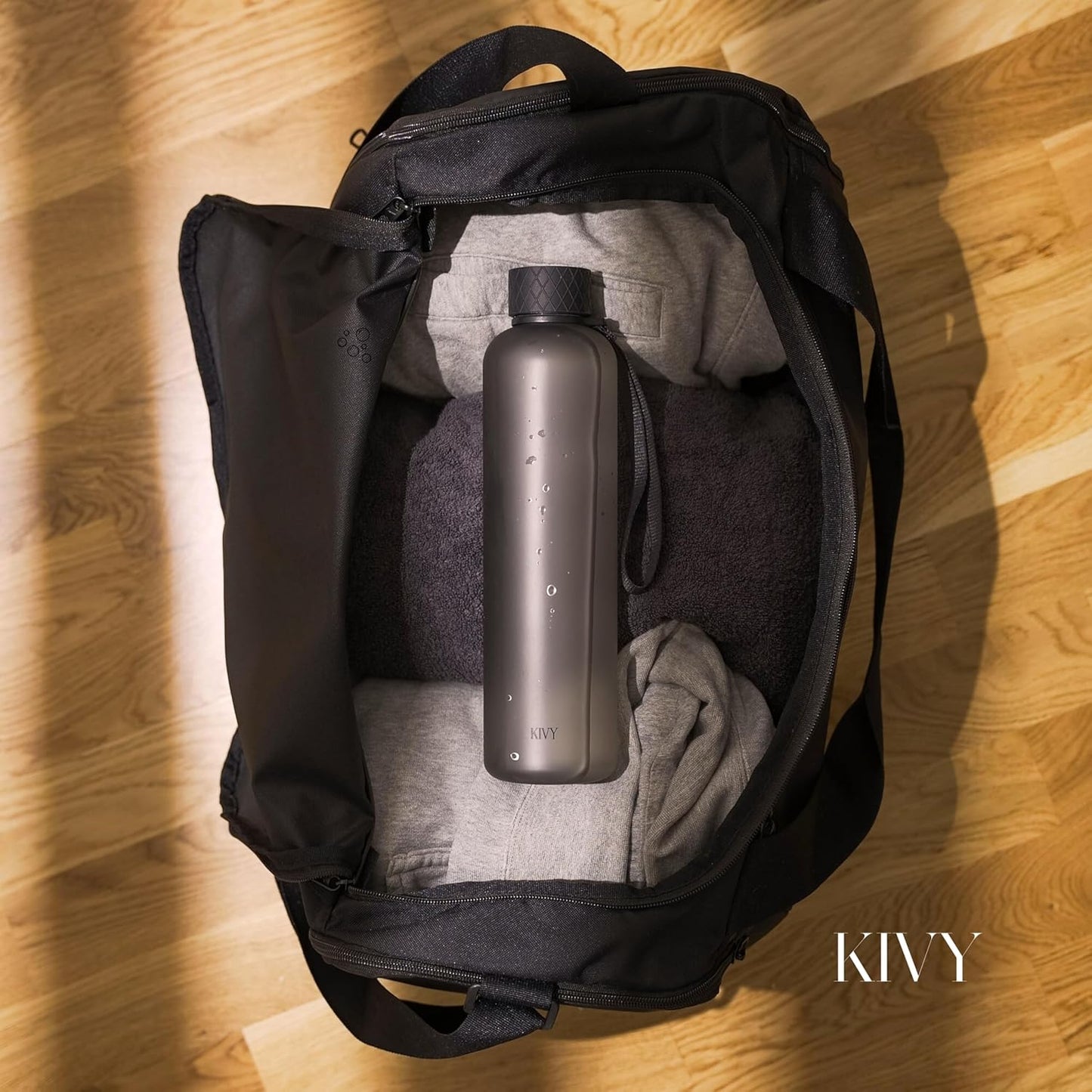 KIVY Slim Water Bottle 32oz [Lightweight & Shatterproof] Fits Backpack & Cupholder for Travel, Sports, School - Blue water bottle no straw - Cute aesthetic water bottles screw top - Dishwasher Safe