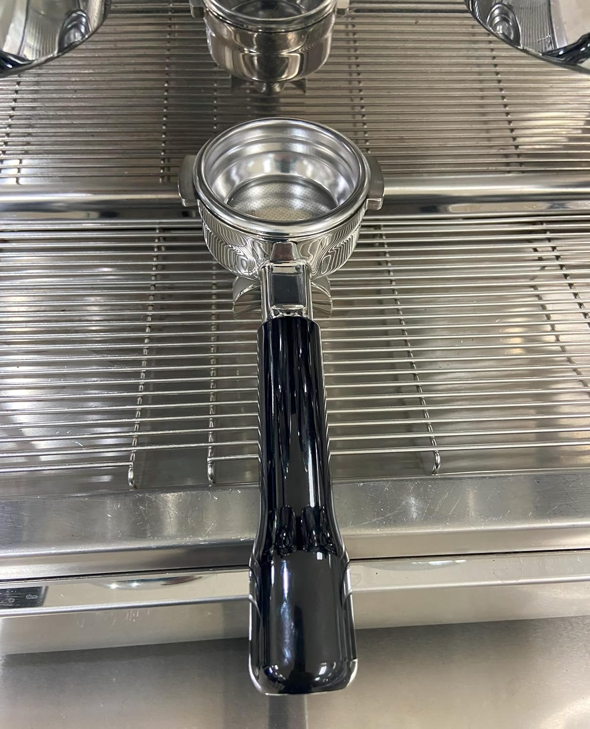 58mm Double Spout Portafilter Compatible with La Marzocco Espresso Machine Stainless Steel Espresso Portafilter with Double Shot Filter Basket Espresso Accessories-Handle Plastic