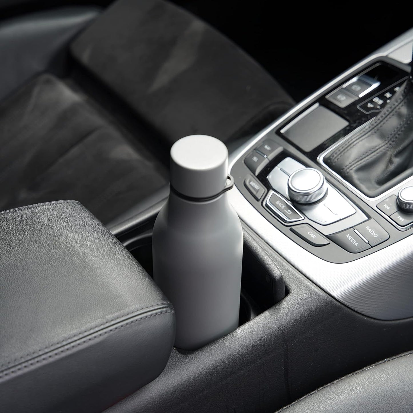 BJPKPK Insulated Water Bottles, 18 oz Stainless Steel Metal Water Bottle with Strap, BPA Free Leak Proof Thermos, Mugs, Flasks, Reusable Water Bottle for Sports & Travel, Marble-Amber