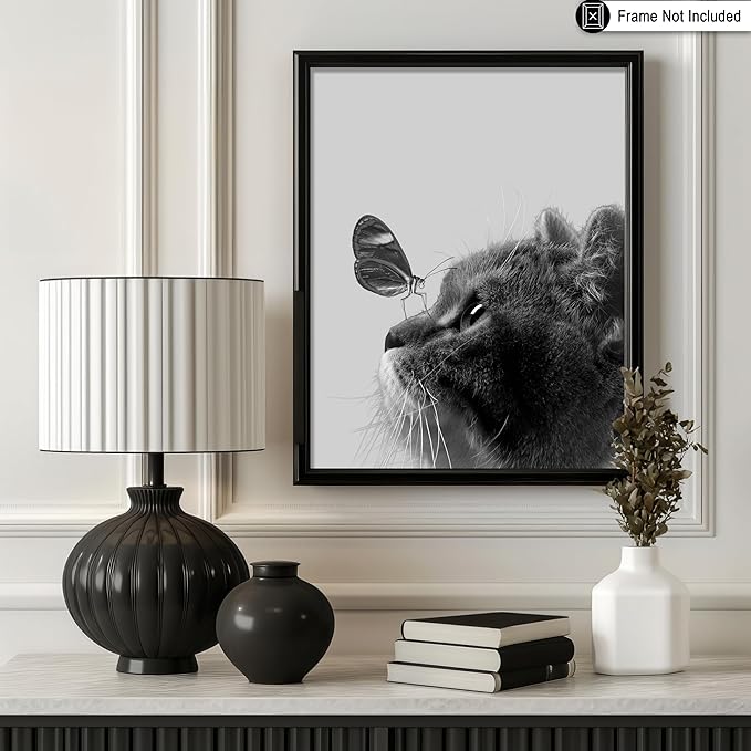 Poster Master Butterfly on Cat Poster - Image 3