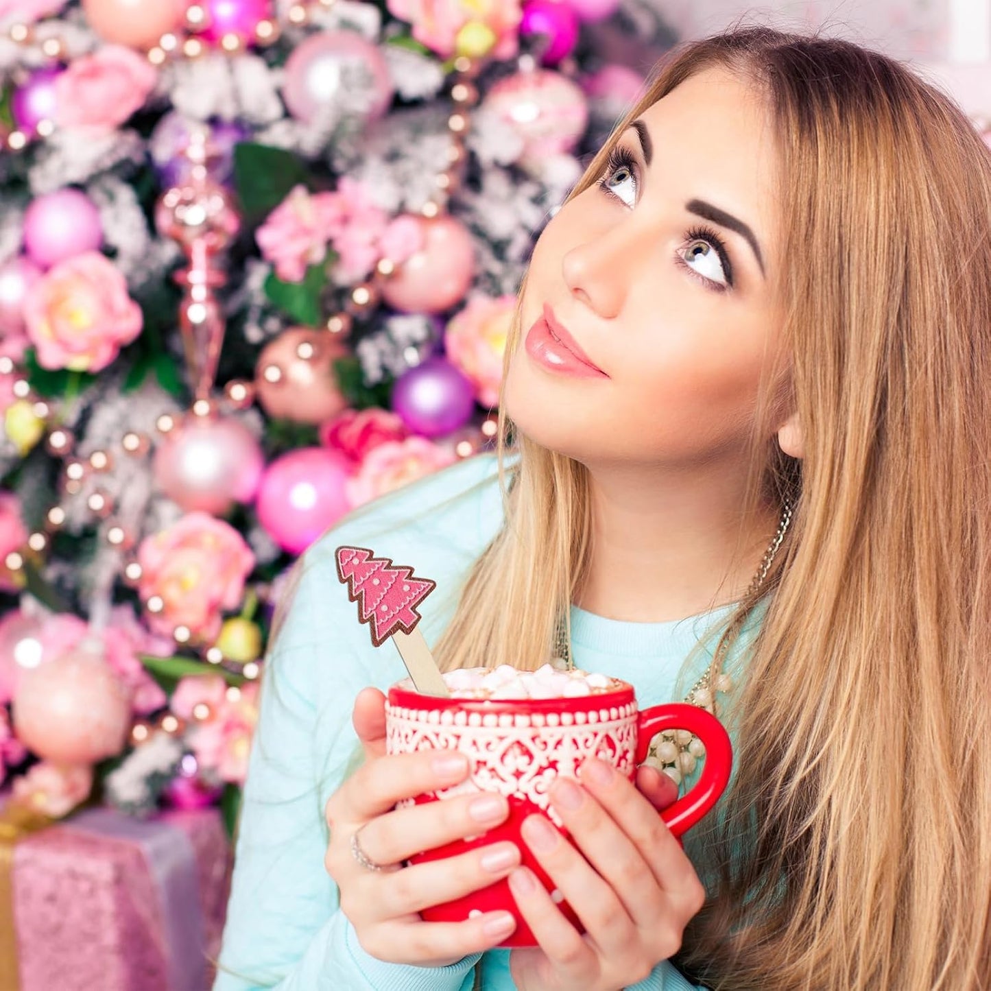 Jinei 120 Pcs Christmas Gingerbread Man Coffee Stir Sticks Natural Wooden Disposable Drink Stirrers for Hot Chocolate Milkshake Cocktail Restaurant Home Office