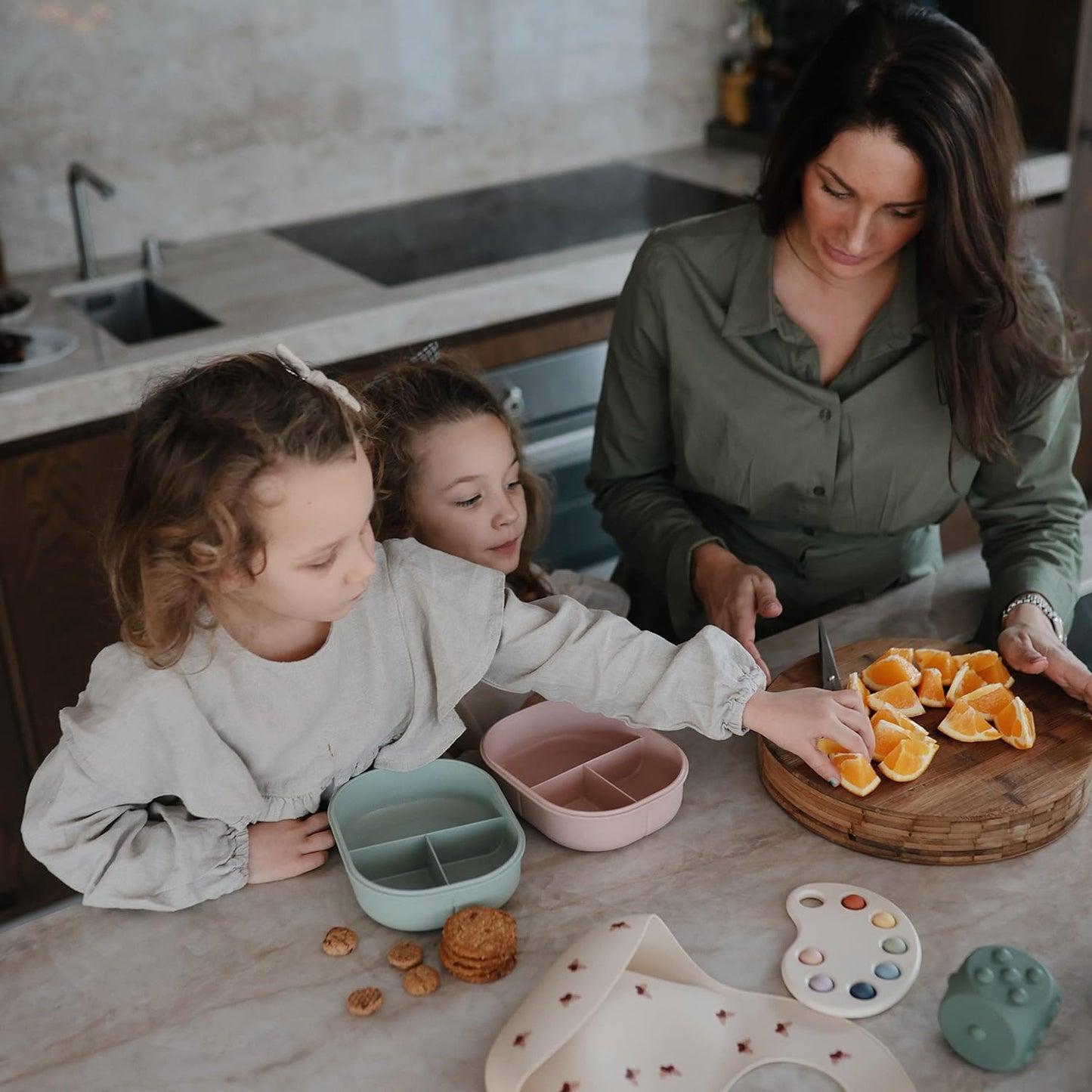 mushie Kids Bento Lunch Box | 3-Compartment & Removable Divider + Fork & Spoon Utensils | Great For Meals, School, Snacks On-the-Go | Dishwasher Safe (Blush)