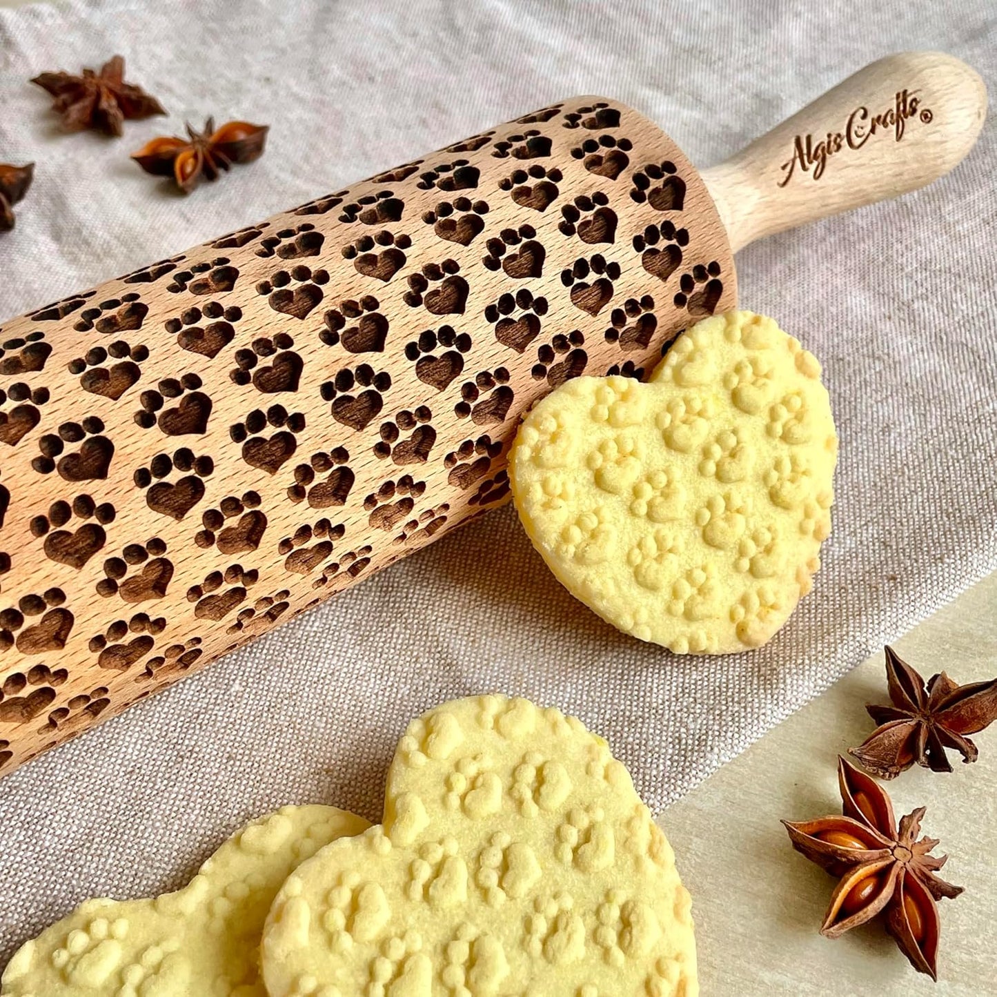 Rolling pin PAW-HEARTS. Wooden embossing rolling pin with paw pattern. Embossed cookies. Pottery. Birthday gift. Dog cat pet lover